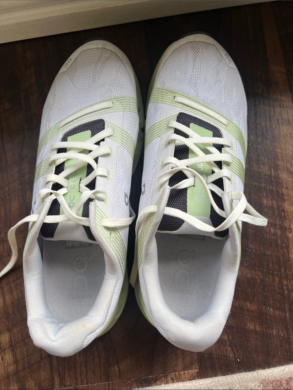 On Cloudgo Womens 10 White Meadow Gray Green Athletic Running Shoes